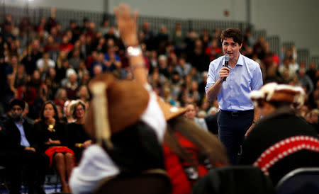 Canada's Prime Minister Justin Trudeau addresses the crowd during a town hall meeting at Vancouver Island University in Nanaimo, British Columbia, Canada, February 2, 2018. REUTERS/Kevin Light