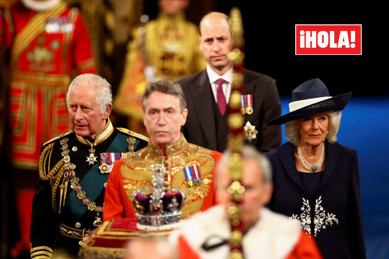 Carlos y Camilla de Inglaterra con el príncipe Guillermo