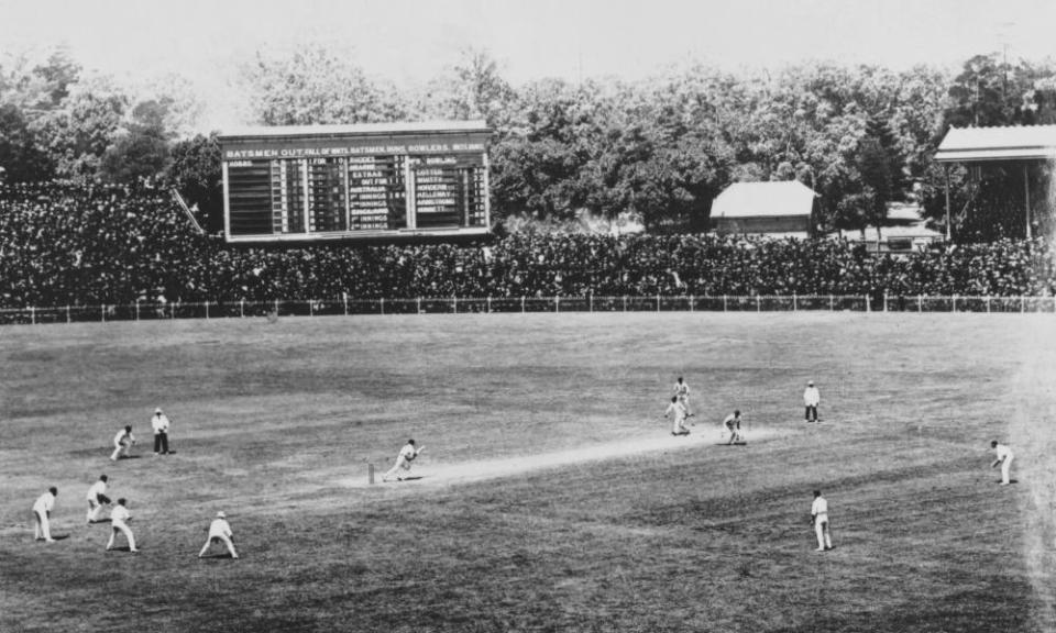 England’s Wilfred Rhodes faces up to Tibby Cotter of Australia in the second Test at the MCG in December 1911. England won by eight wickets.