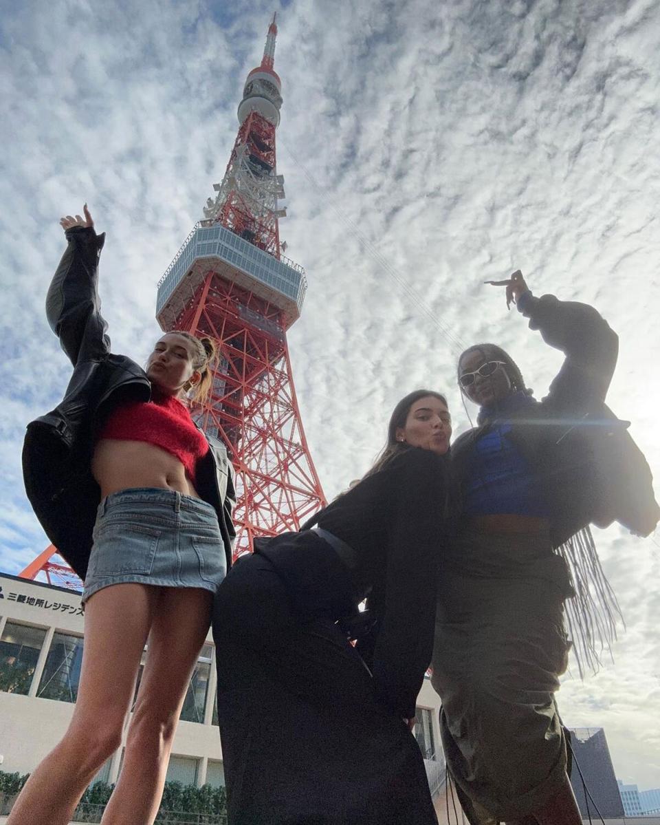 Justin Bieber and Hailey Baldwin Bieber Share Photos from Model's 26th Birthday Celebration in Tokyo, Japan  https://www.instagram.com/p/ClR-wwhv6Ip/?utm_source=ig_web_copy_link https://www.instagram.com/p/ClSCFQOhEQz/?utm_source=ig_web_copy_link