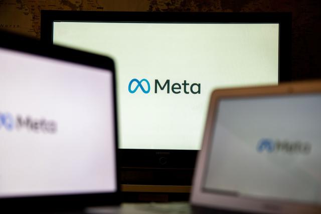 Meta beats revenue estimates, lowers 2023 expenses view