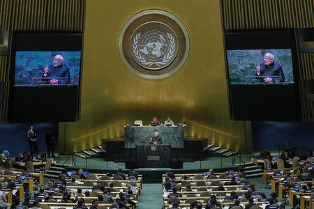 India's Prime Minister Narendra Modi addresses the 69th United Nations General Assembly at the U.N. headquarters in New York September 27, 2014. REUTERS/Eduardo Munoz (UNITED STATES - Tags: POLITICS)