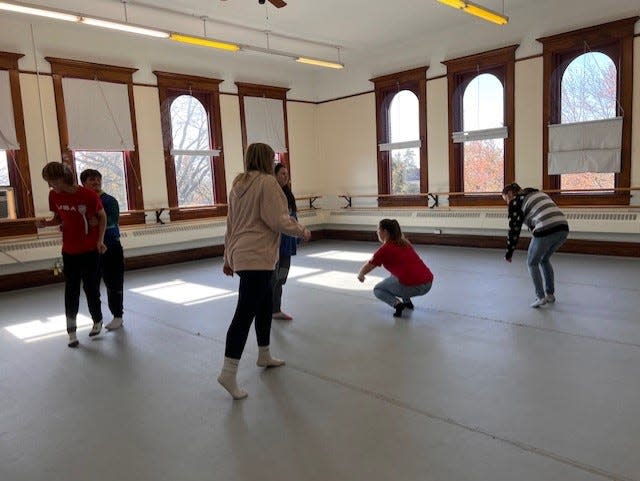 Students participate in a creative movement class provided through the VSA Kennedy Center program.
