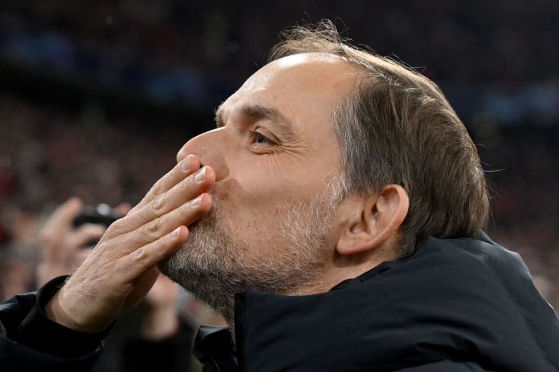 Bayern Munich coach Thomas Tuchel kisses the crowd ahead of the UEFA Champions League round of 16 second leg soccer match between FC Bayern Munich and S.S. Lazio at Allianz Arena. Sven Hoppe/dpa