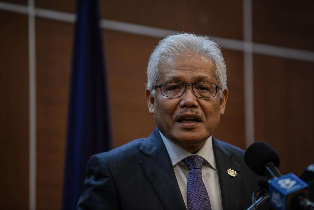 Home Minister Datuk Seri Hamzah Zainudin said that Bersatu was prepared to face an election. — Picture by Firdaus Latif