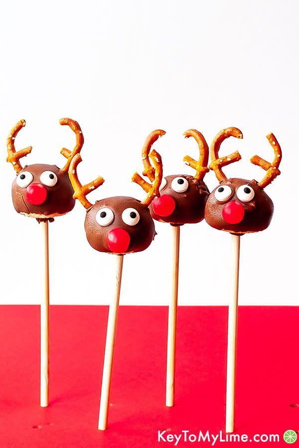 Christmas Reindeer Cake Tutorial To Help You Sleigh the Holidays