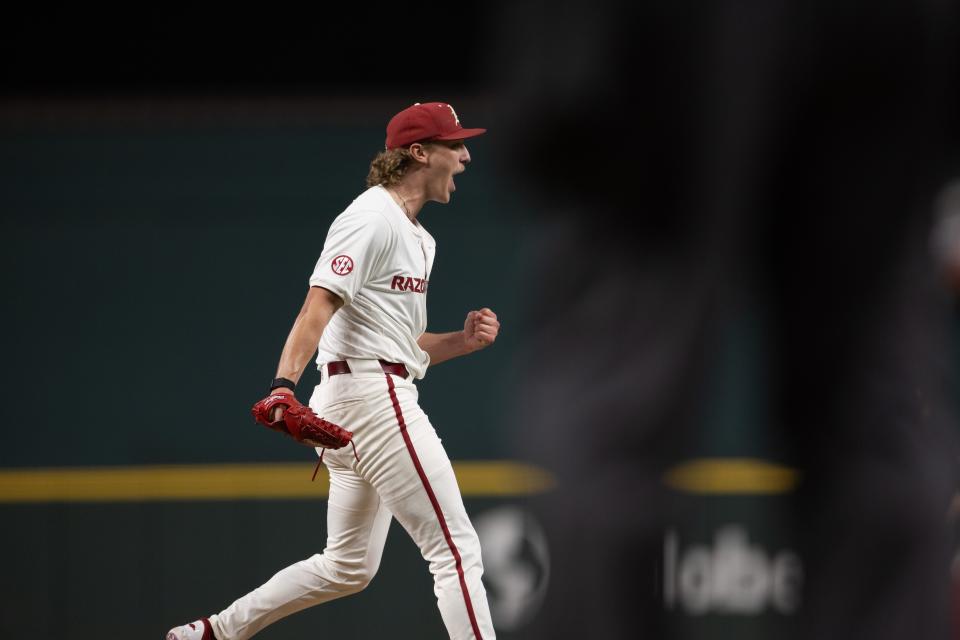 Feb 23, 2024; Arlington, TX, USA; The Arkansas Razorbacks plays against the Oregon State Beavers during the Kubota College Baseball Series - Weekend 2 at Globe Life Field. Mandatory Credit: Brett Patzke-USA TODAY Sports