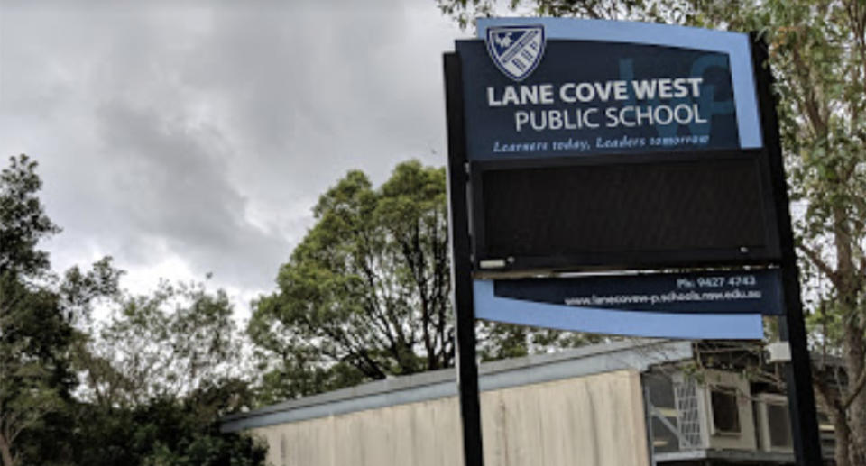 Lane Cove West Primary School families were warned about the incident.  Source: Google Maps