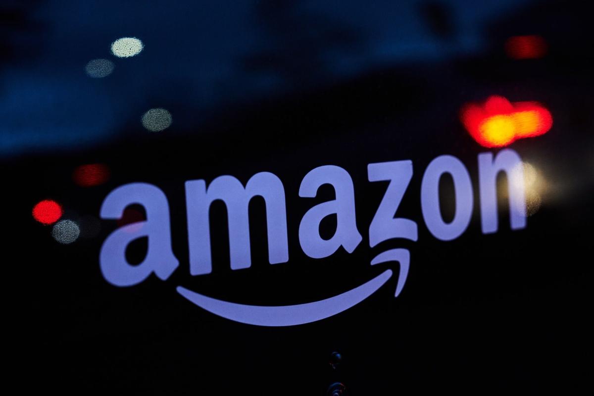 Bezos Unloads Massive  Billion Worth of Amazon Stock in Latest Round of Selling for Personal Purposes