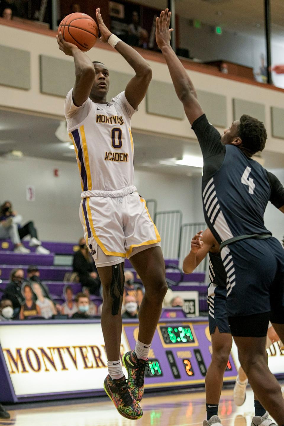 Montverde Academy's Dariq Whitehead (0) takes against La Lumiere during a game in the 2021 Montverde Academy Invitational Tournament in Montverde. Whitehead, now a senior, leads the Eagles into the GEICO High School Nationals later this month in Fort Myers.