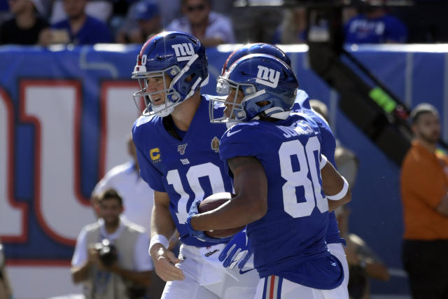 Daniel Jones returns as Giants starter, Eli back on bench