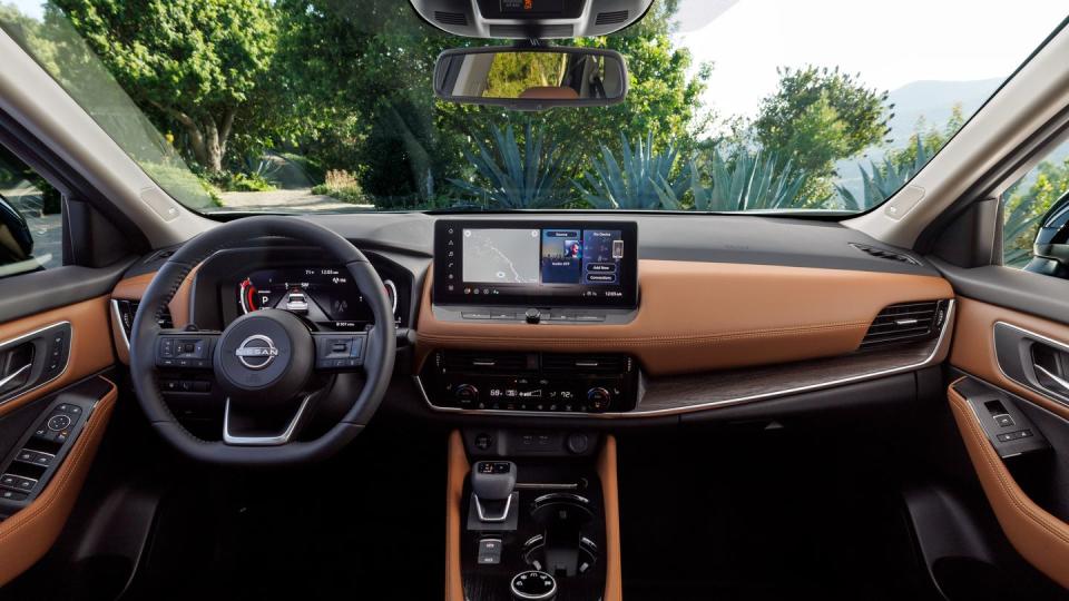 2024 nissan rogue interior