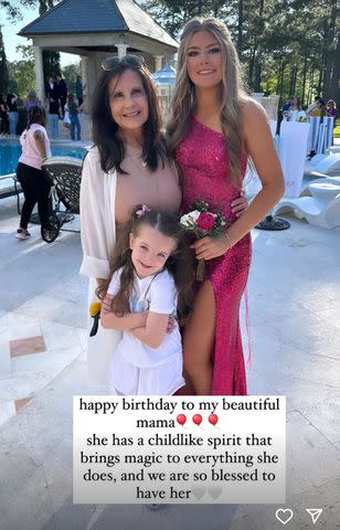 <p>Instagram/jamielynnspears</p> Jamie Lynn Spears shares photo of mom Lynne Spears with granddaughters Maddie and Ivey.