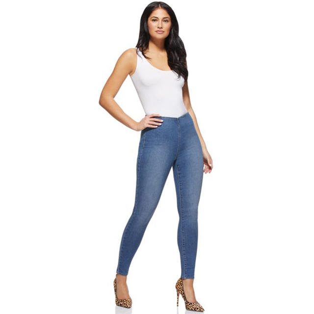 Sofia Vergara's Walmart Jeans & Off-the-Shoulder Sweater Are So Comfy