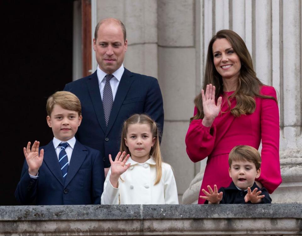 All the Best Photos from Queen Elizabeth's Platinum Jubilee Celebration