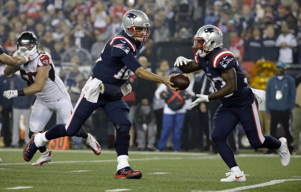 Dion Lewis is taking control in the Patriots’ backfield. (AP Photo/Steven Senne)