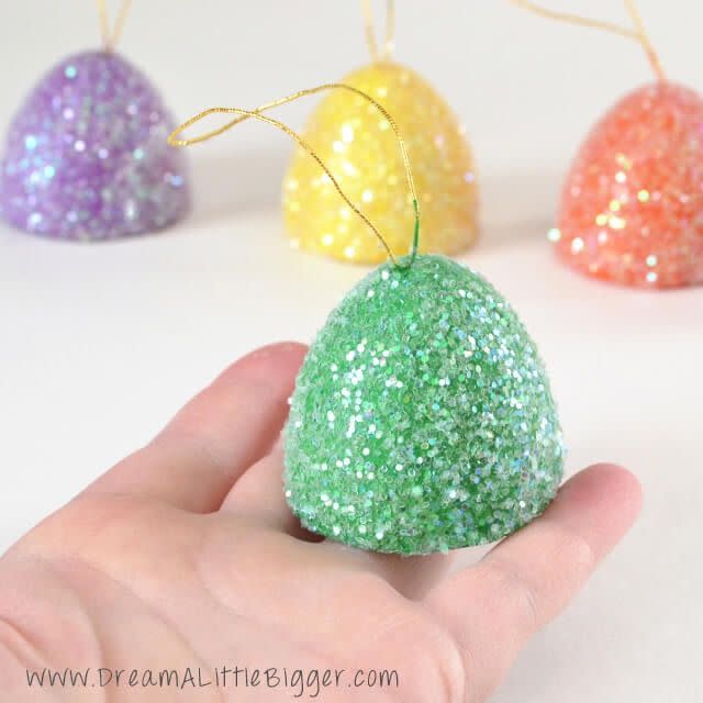DIY Giant Glitter Gumdrop Ornament