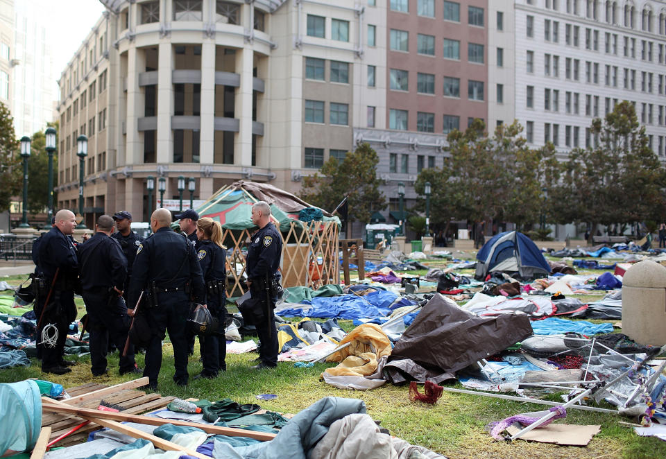 Police Shut Down Occupy Oakland Encampment