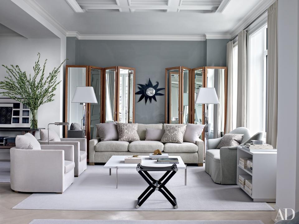 Benjamin Moore Reveals Its 2019 Color of the Year
