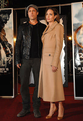 Brad Pitt and Angelina Jolie at the Westwood premiere of Paramount Pictures' Beowulf