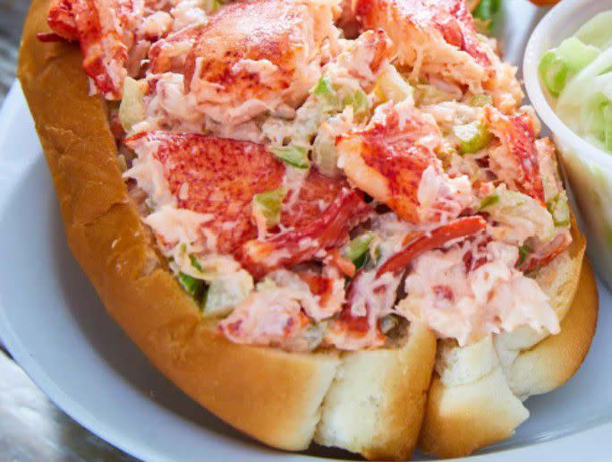 LUNCH Lobster Roll