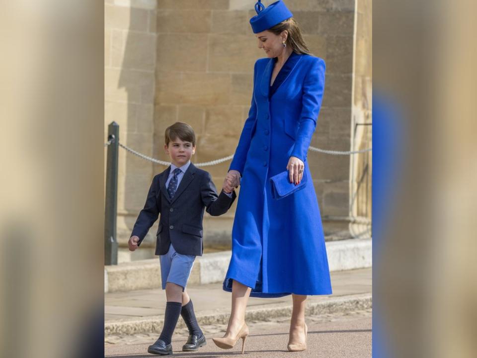 Prinz Louis scheint ein Fan von kurzen blauen Hosen zu sein - von seiner Mama Kate sowieso. (Bild: imago/Cover-Images)