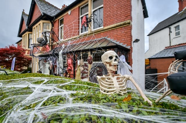 There are more than 100 decorations (Ben Birchall/PA)