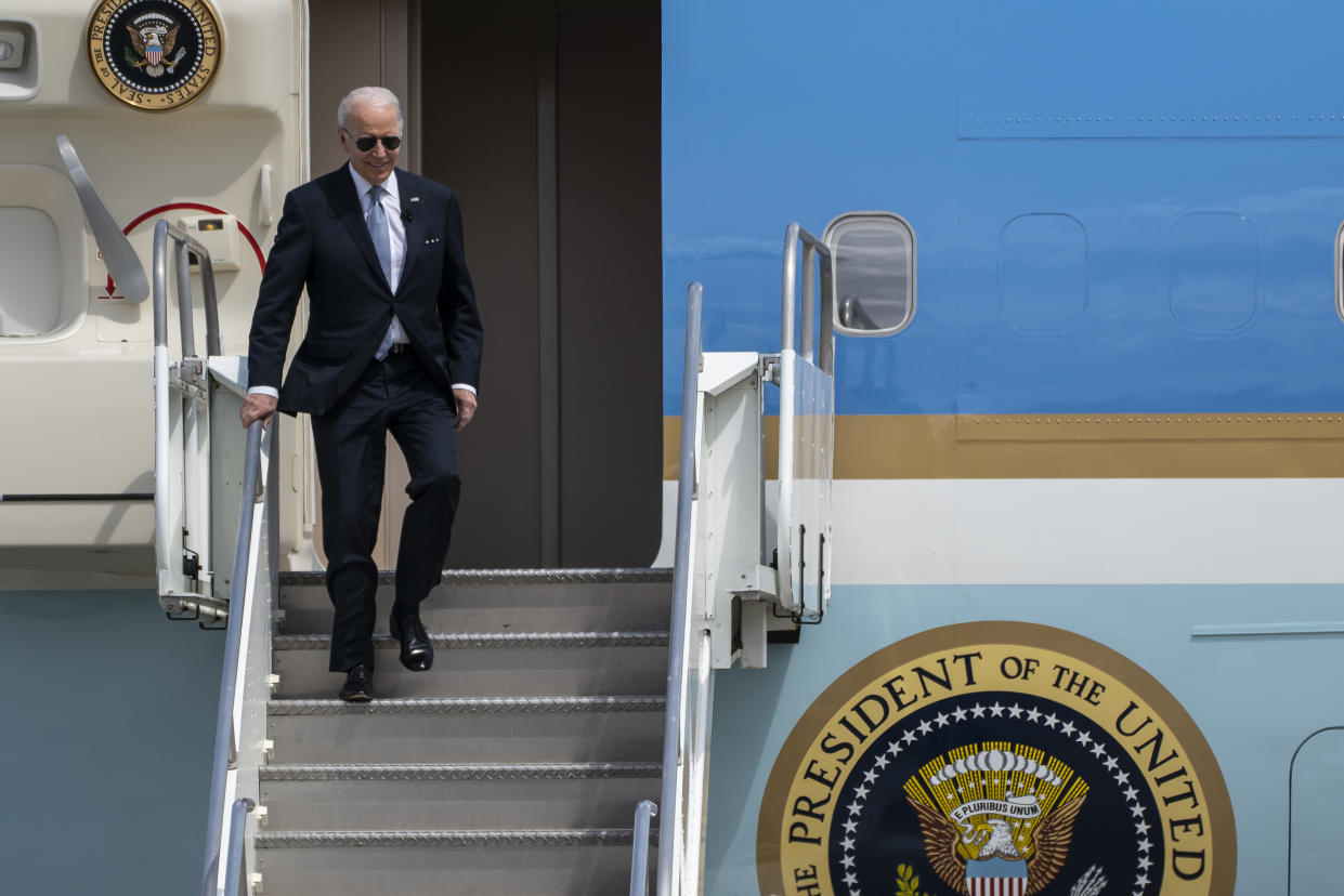 PORTLAND, OR - APRIL 21: U.S. President Joe Biden exits Air Force One before delivering remarks on infrastructure at the Portland Air National Guard Base on April 21, 2022 in Portland, Oregon. The speech marks the beginning of the presidents multi-day trip to the Northwest, with stops in Portland and Seattle Washington. (Photo by Nathan Howard/Getty Images)