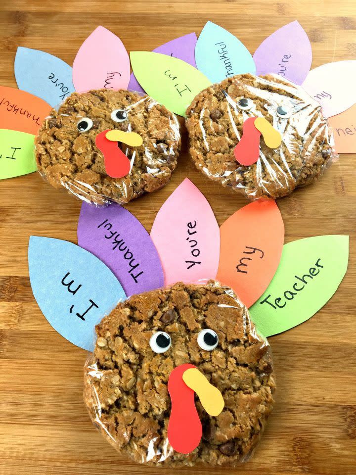 Thanksgiving Turkey Cookies for Teachers
