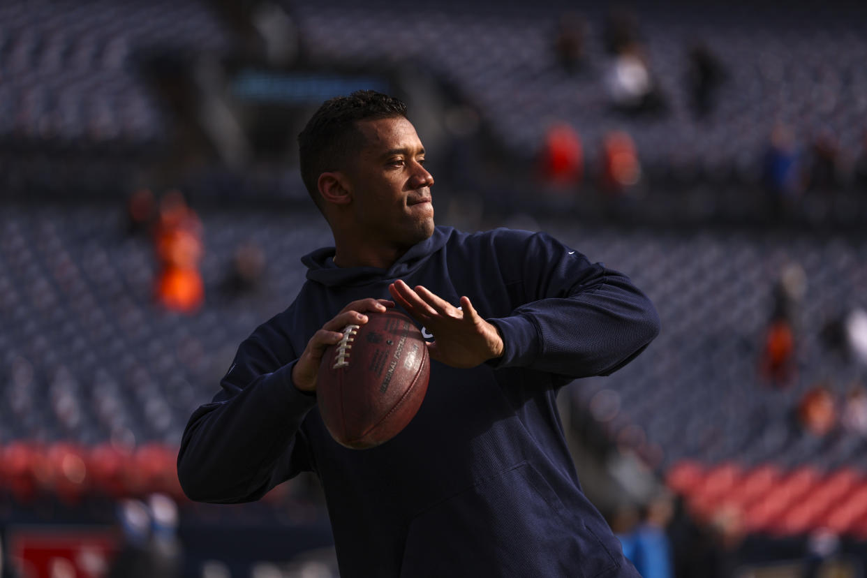 Russell Wilson, ex quarterback de los Denver Broncos, sllegará a los Pittsburgh Steelers, donde disputará la titularidad con Kenny Pickett. (Foto: Perry Knotts/Getty Images)