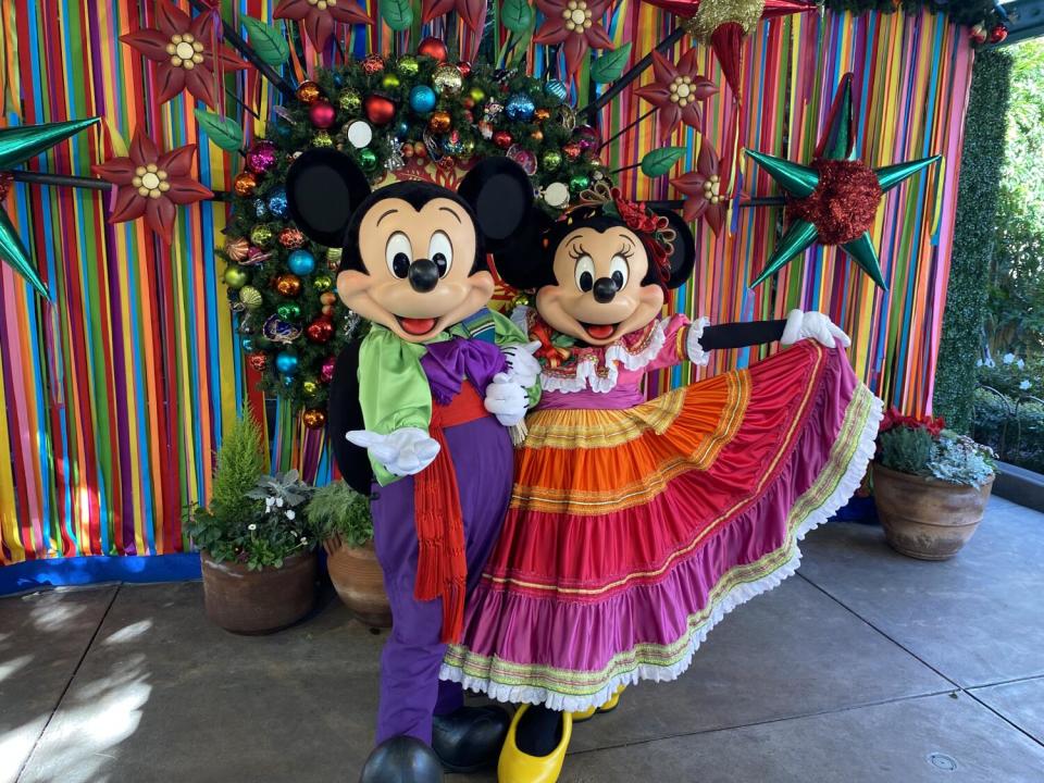 The "Disney ¡Viva Navidad!"