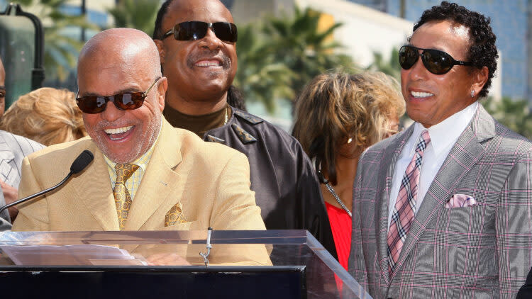 The Miracles Honored At The Hollywood Walk Of Fame