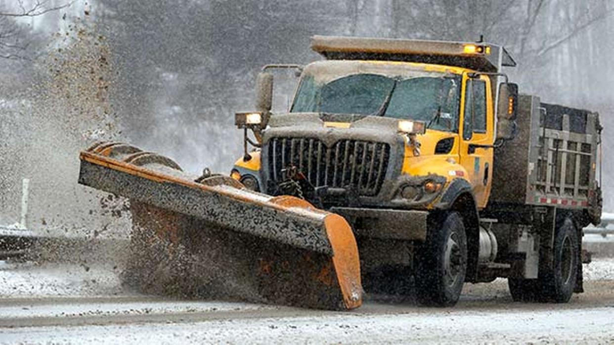 Schools and city offices closed, but the record snowfall never arrived in Philadelphia. (Photo: WVPI-TV)