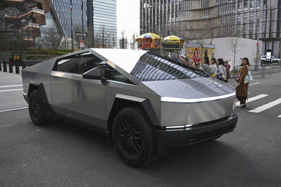 Photo by: NDZ/STAR MAX/IPx 2024 4/28/24 A Tesla Cybertruck drives in Hudson Yards on April 08, 2024 in New York City.