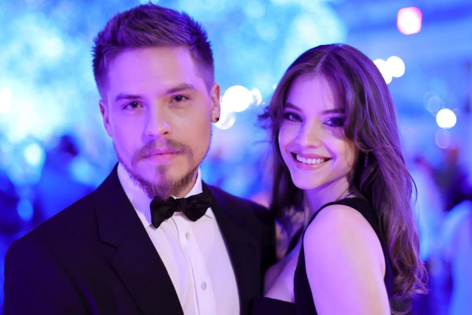 <p> Matt Winkelmeyer/VF22/WireImage </p> Dylan Sprouse and Barbara Palvin pose for a photo at the 2022 Vanity Fair Oscar Party