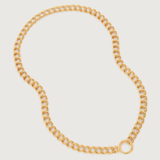 The Gold Chain Necklace That Gigi Hadid and Hailey Bieber Own Is