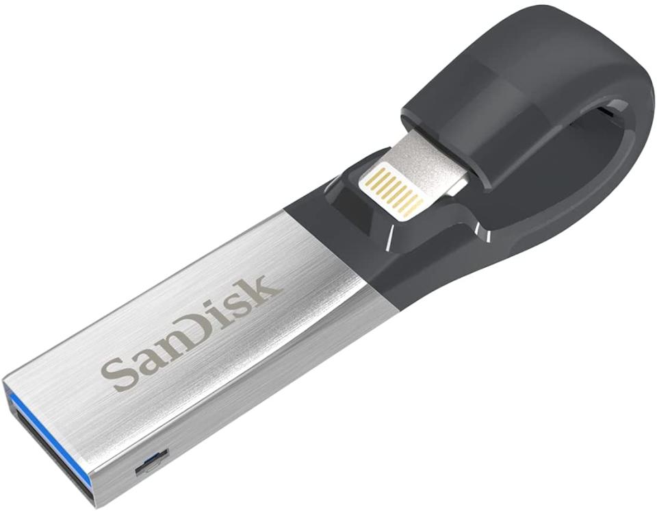 SanDisk Flash Drive for iPhones