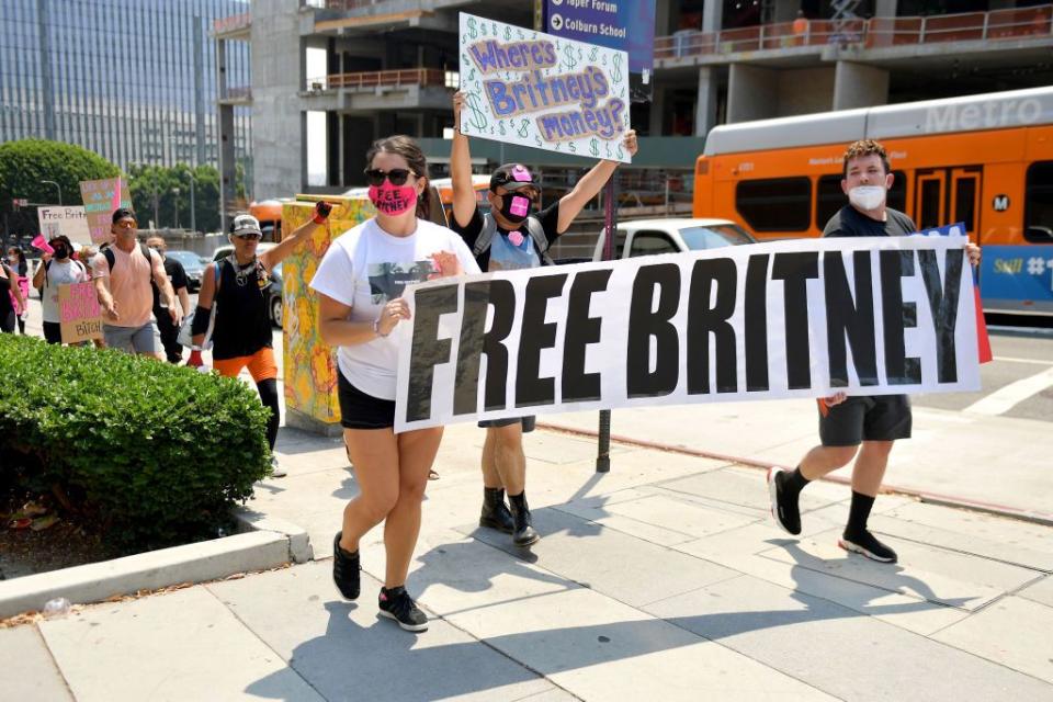 Die #FreeBritney Bewegung gewann in diesem Jahr an Auftrieb. Viele Leute protestierten im August sogar vor einem Gerichtsgebäude. Foto: Getty