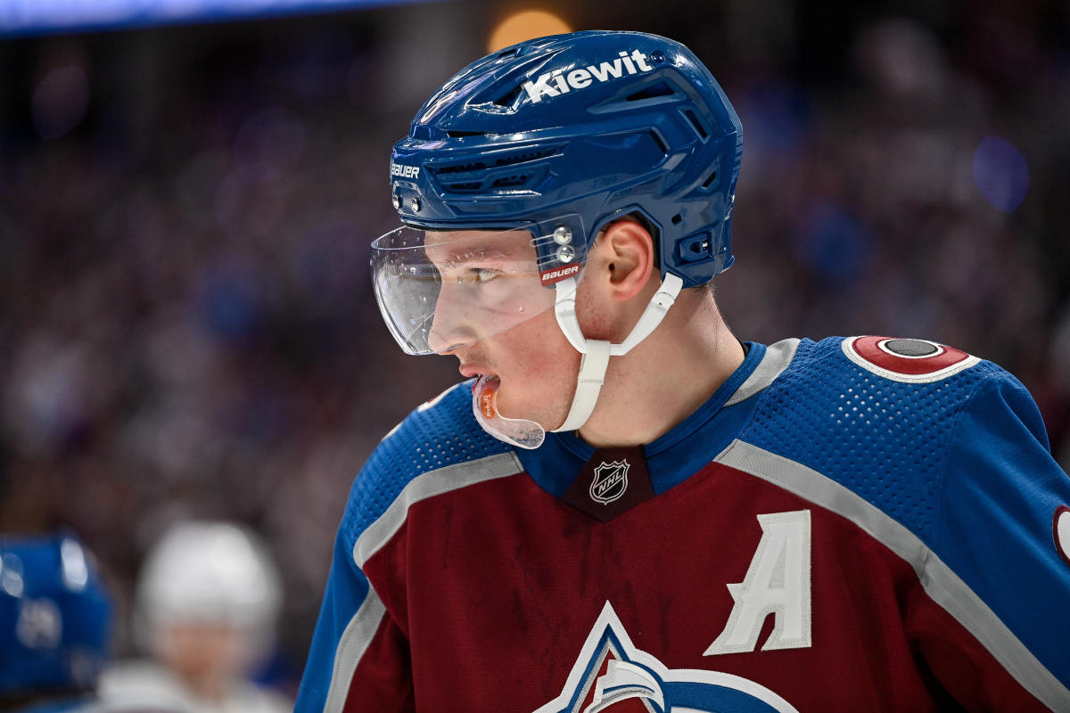 100+] Cale Makar Wallpapers