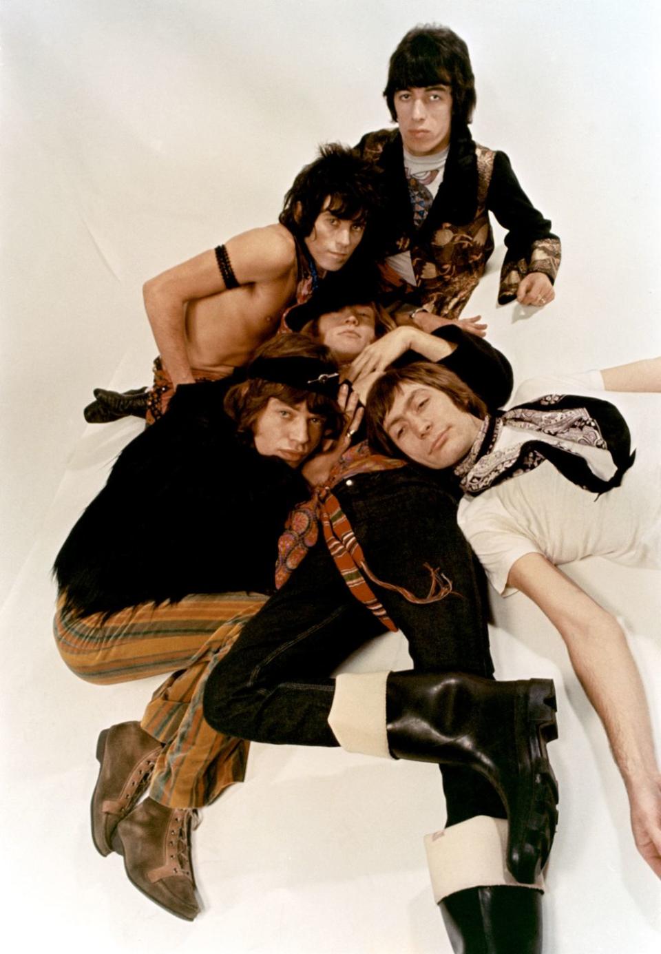 <p>1968: Rock and roll band 'The Rolling Stones' pose for a portrait.</p>