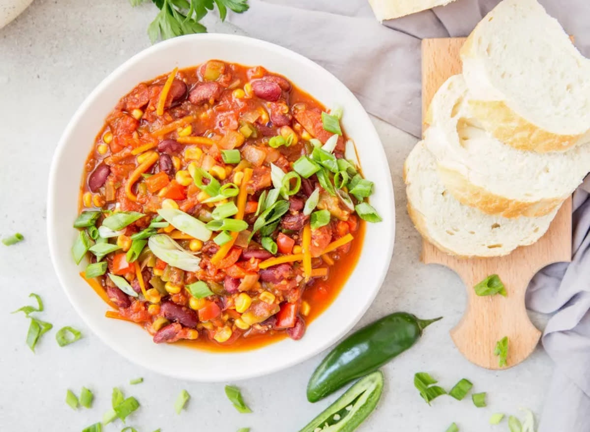 low-calorie, almost fat-free vegetable chili