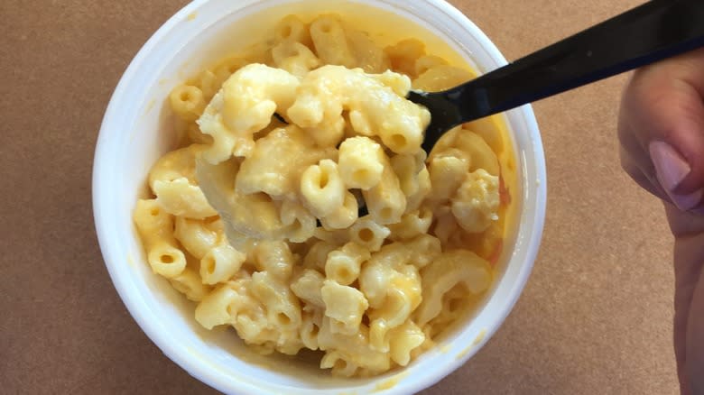 mac and cheese with spoon