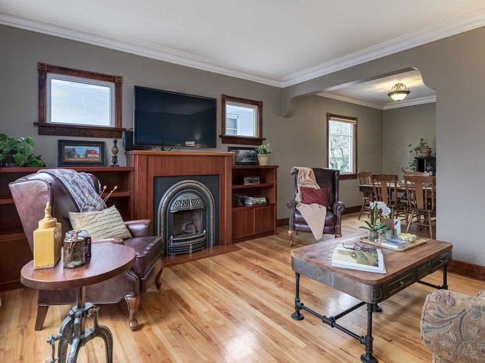 <p><span>230 24 Avenue Northeast, Calgary, Alta.</span><br> This 2,104-square-foot home has the character of a home built in the 1940s.<br> (Photo: Zoocasa) </p>