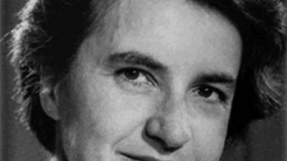 scientist rosalind franklin posing for photograph looking to her right