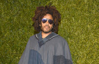 Known for being one of the hottest rock stars on earth, the ‘Fly Away’ hitmaker has not had any serious love interest since 2004. Lenny was previously married to actress Lisa Bonet, with whom he welcomed daughter Zoe Kravitz. The musician has also been romantically linked to other celebs, including Nicole Kidman and Adriana Lima.