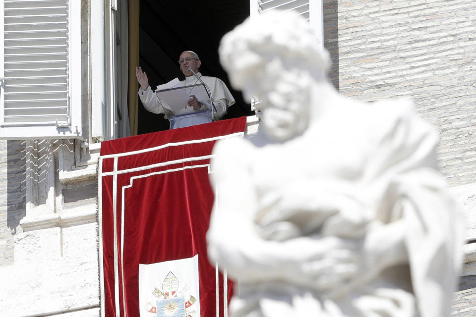 Pope delivers message at Vatican