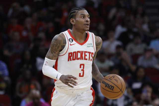 Houston Rockets: Why Joshua Smith Should Make The Roster