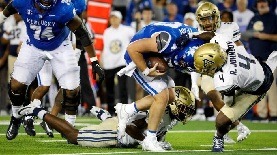 Kentucky quarterback Devin Leary has been sacked just three times in three games but has faced consistent pressure and high snaps.