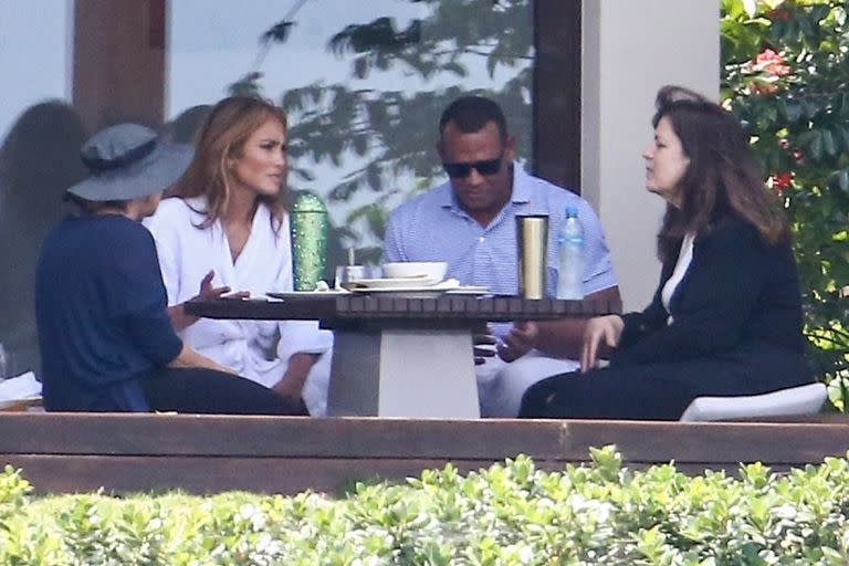 Jennifer Lopez y Alex Rodriguez juntos en República Dominicana, desmintiendo los rumores de separación