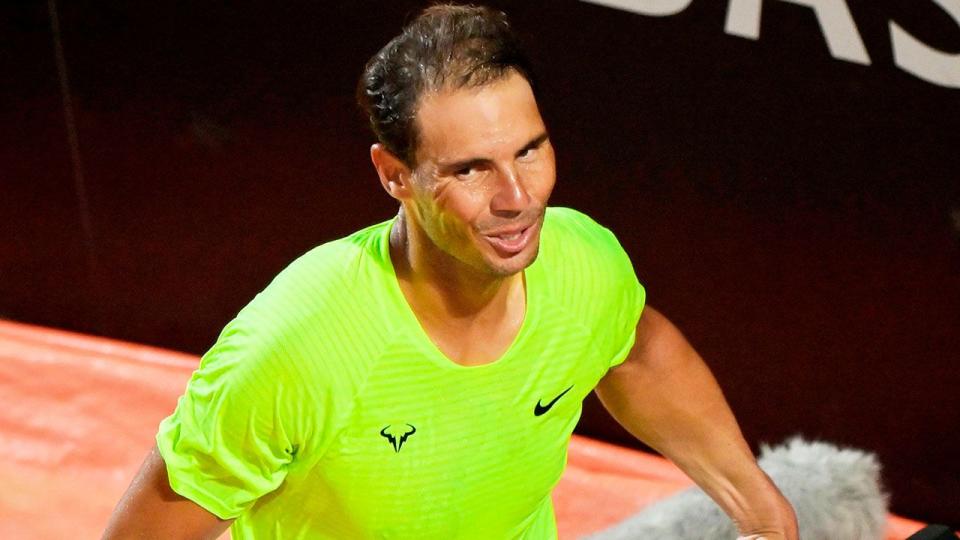 La reacción de Rafael Nadal tras derrotar al español Pablo Carreno Busta en el tercer día del Masters de Roma masculino 2020 en Roma, Italia. (Foto de RICCARDO ANTIMIANI/POOL/AFP vía Getty Images)